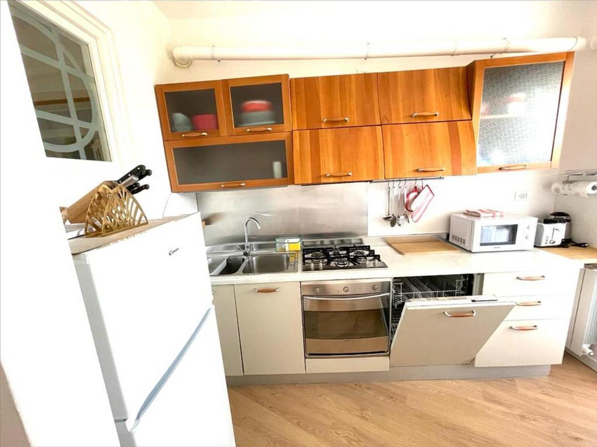 Appartamento Con Vista Lago ตอสโกลาโน มาแดร์โน ภายนอก รูปภาพ